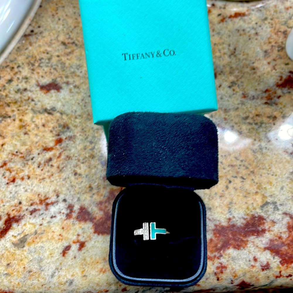 Tiffany 18K White Gold Diamond Turquoise T Wire Ring size 7.5